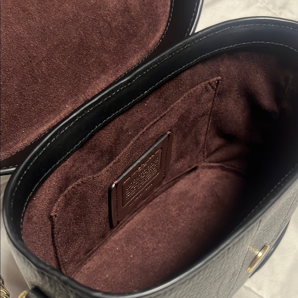 LIKE NEW - Coach Black Leather Crossbody Bag - Picture 6 of 6
